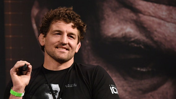 Former UFC fighter Ben Askren hospitalized with severe pneumonia