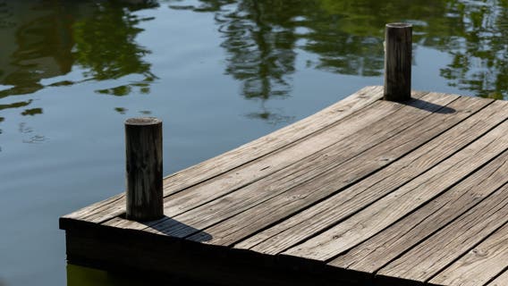 Young mother thrown from boat leaves behind grieving husband, 4 children after Alabama waters tragedy