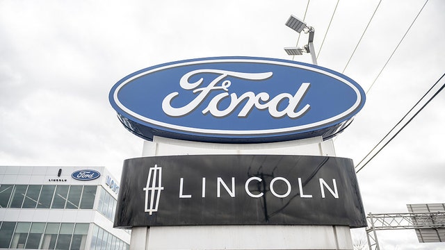 Ford recalls over 130,000 Lincoln Aviators due to risk of parts detaching while driving
