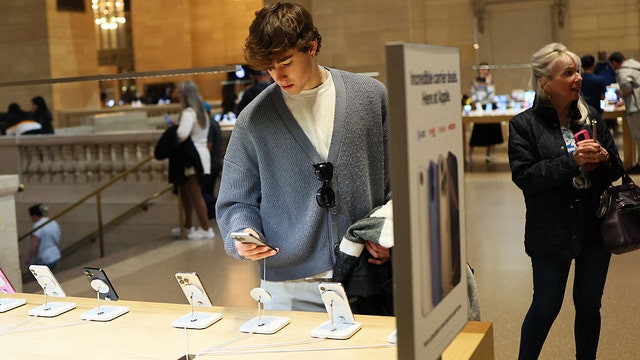 Study finds half of Americans are experiencing 'financial FOMO'