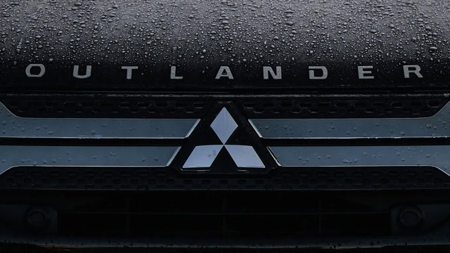 Mitsubishi recalls nearly 200,000 vehicles due to rearview camera issue