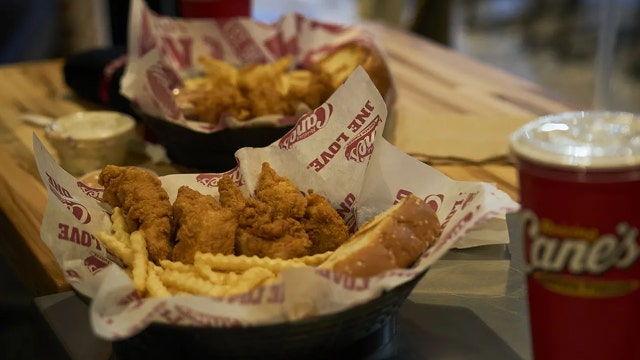 Popular chicken finger chain quietly launches massive expansion across America