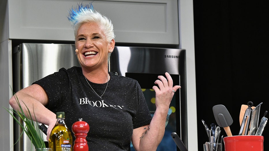 Food Network announces tribute to Anne Burrell | FOX 5 Atlanta