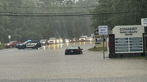 Flash flooding cripples Boston area's morning commute