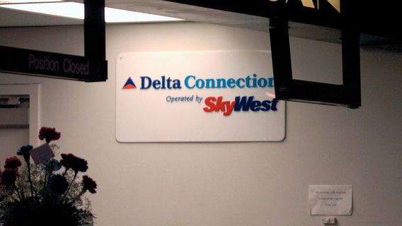 SkyWest flight nearly collides midair with Air Force B-52 near North Dakota airport