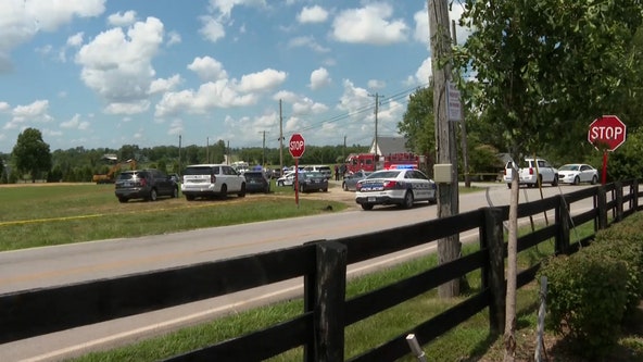 Kentucky church shooting leaves 2 dead, several injured after suspect shoots state trooper