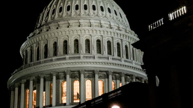 Less than a third of Americans have confidence in US institutions, poll finds