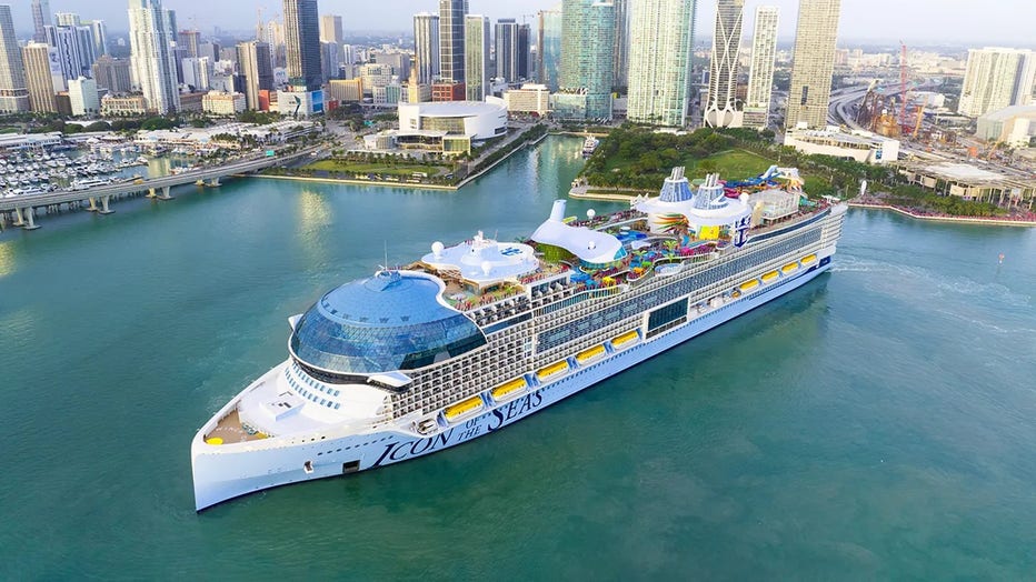 Icon of the Seas crew member allegedly stabbed co-worker before jumping overboard