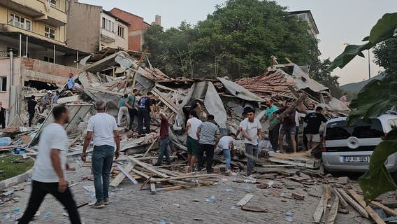 6.1 magnitude earthquake strikes northwestern Turkey