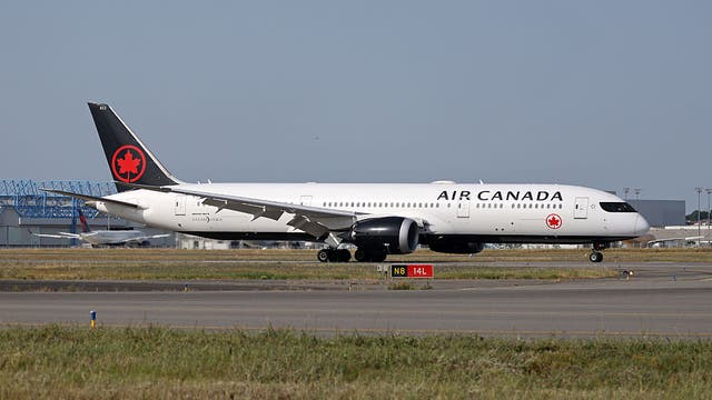 Air Canada strike grounds flights, causing travel chaos for 130,000 passengers