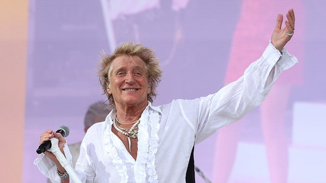 Rod Stewart’s AI Ozzy tribute with dead stars divides fans