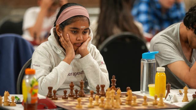 10-year-old chess prodigy defeats 60-year-old grandmaster