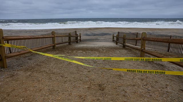 East Coast beaches hit with 'fecal contamination' warnings ahead of Labor Day weekend