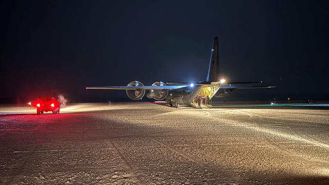 New Zealand Air Force rescues US researchers from Antarctica amid extreme cold, darkness