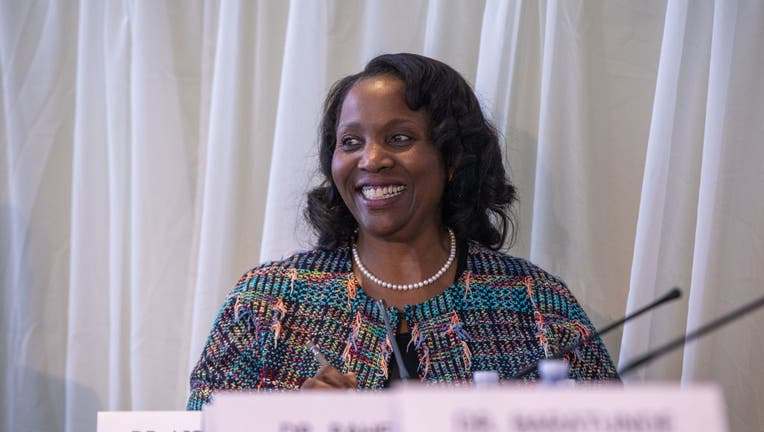 Trump calls on Fed governor Lisa Cook to resign after mortgage fraud  allegation | LiveNOW from FOX
