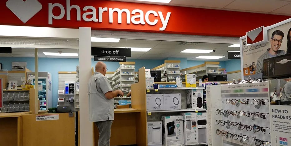 CVS, Walgreens pull back COVID vaccines in more than a dozen states following new guidelines