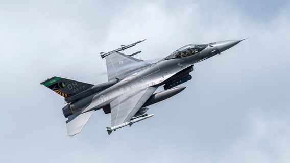 Fighter jet formation to fly over 7 Ohio high school football games in 15 minutes