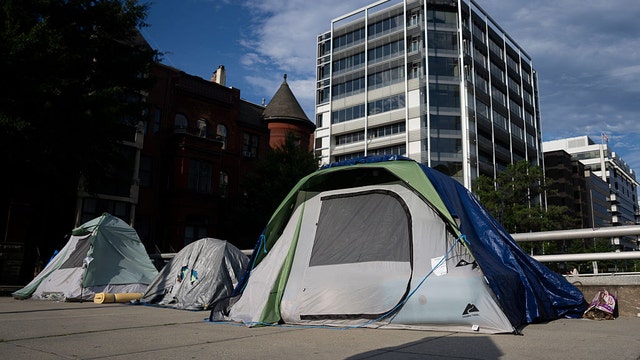 Most Americans believe personal choices keep people in poverty, poll finds