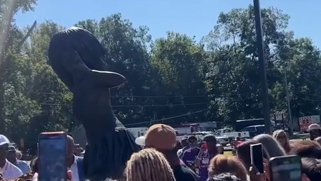 Tina Turner statue unveiled in her rural Tennessee hometown