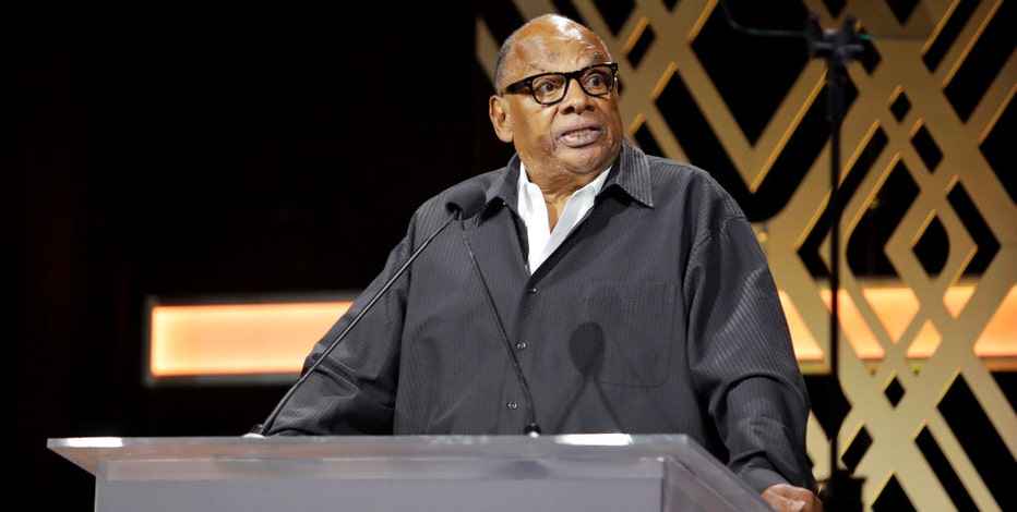 Hall of Fame Coach George Raveling, who helped Michael Jordan land Nike deal, dies at 88
