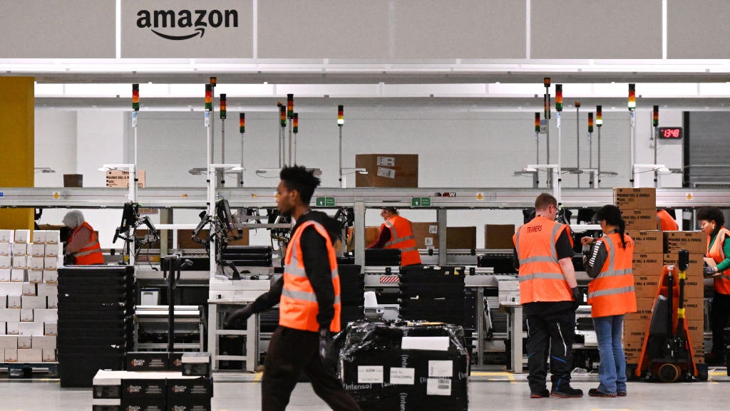 Amazon unveils new AI technology to improve delivery efficiency | KTVU ...