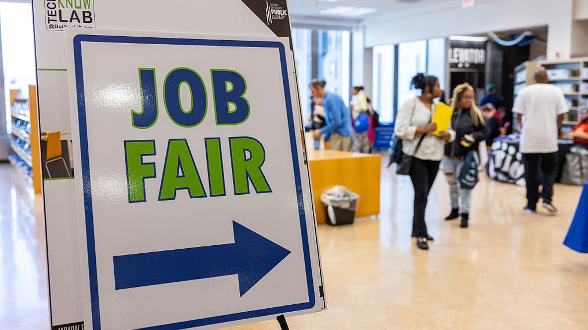 Americans more worried about finding jobs as inflation persists under Trump