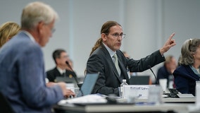 CDC ends universal COVID vaccine recommendation, leaves decision to patients