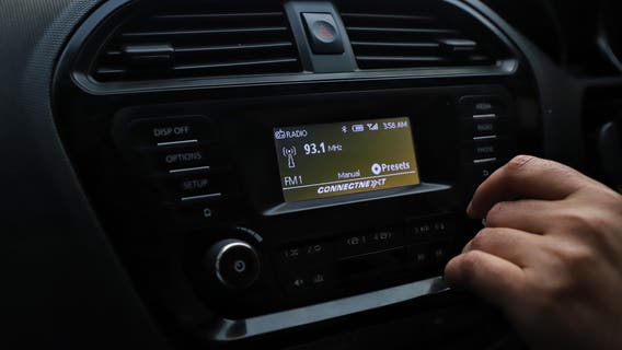 Tesla reportedly phasing out AM/FM radios in 2026 standard models