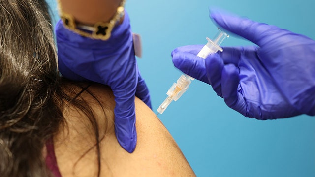 Most Americans worry about higher health care costs in 2026, poll finds