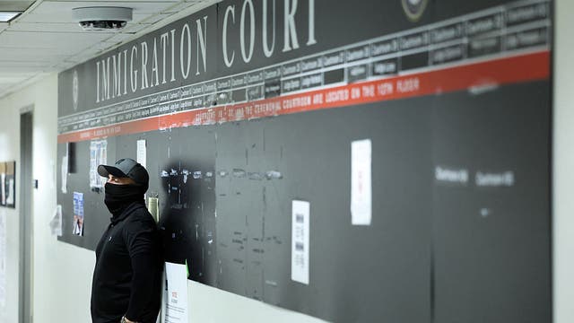 Trump replaces fired immigration judges with military lawyers