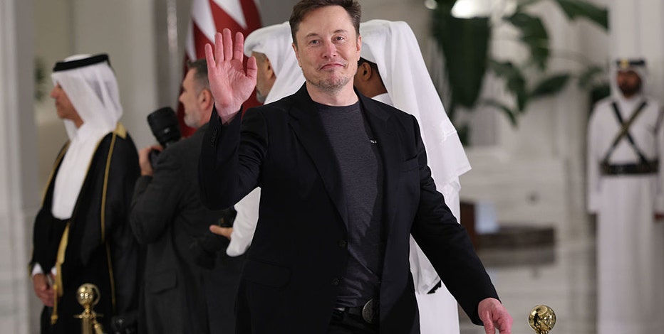 Musk pleads with Tesla investors to approve his massive $1T pay package deal