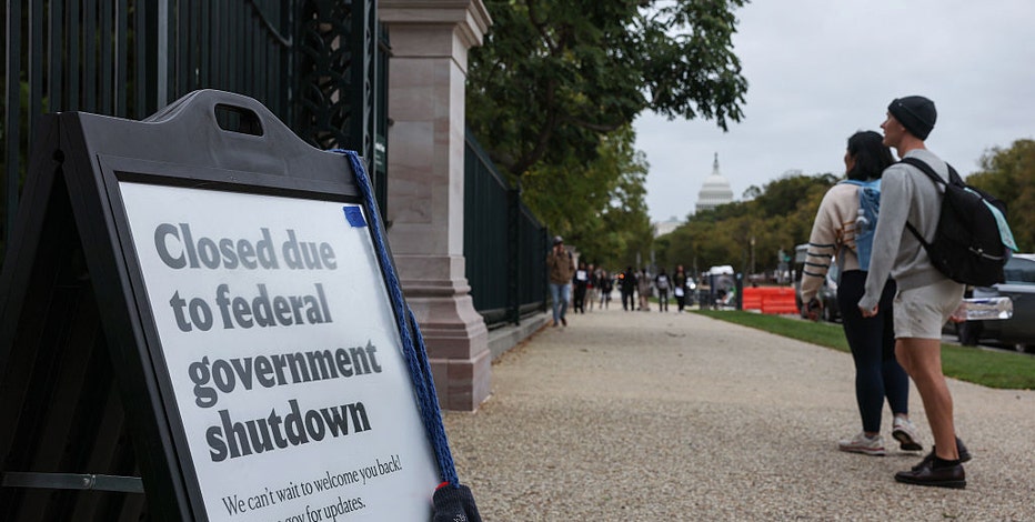 Government shutdown could be the longest ever, House Speaker warns