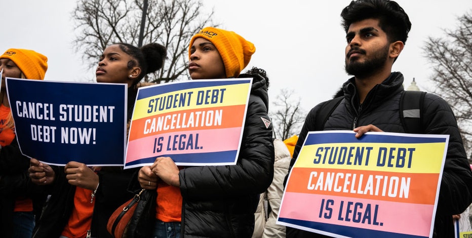 Trump administration may sell student loan debt. What it means for borrowers
