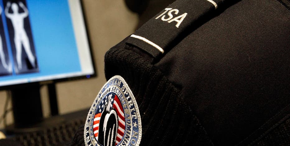 Workers at several federal agencies miss their 1st full paycheck amid government shutdown