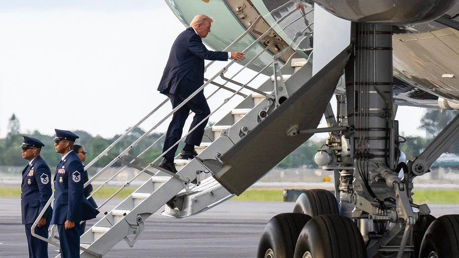 FBI investigates hunting stand with sight line to Trump's Air