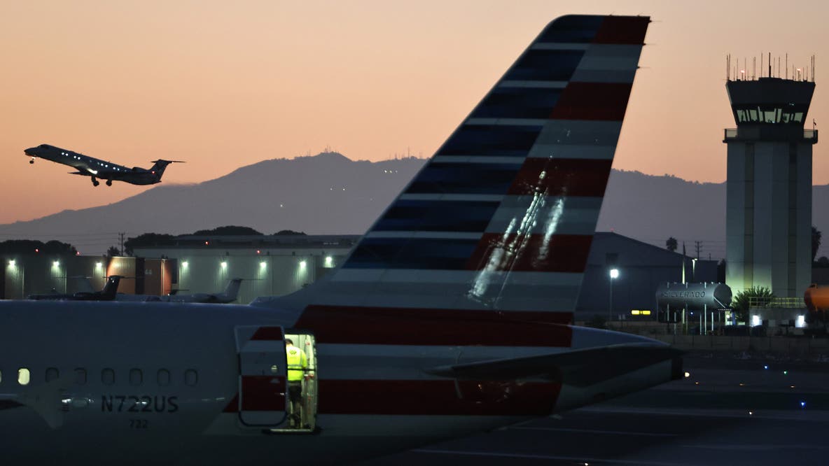 Trump tells air traffic controllers to ‘get back to work’ as government shutdown drags on