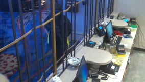 Las Vegas police seek suspect who pulled ‘AR-style’ rifle on casino staff