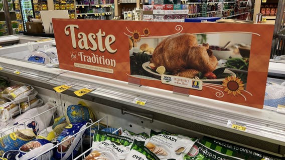 Stores that are open and closed on Thanksgiving this year