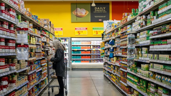 Thanksgiving dinner 2025: How much you can save using store-brand items