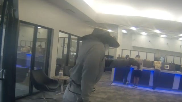 Watch: Bank robber fakes limp, then runs off after Louisiana heist