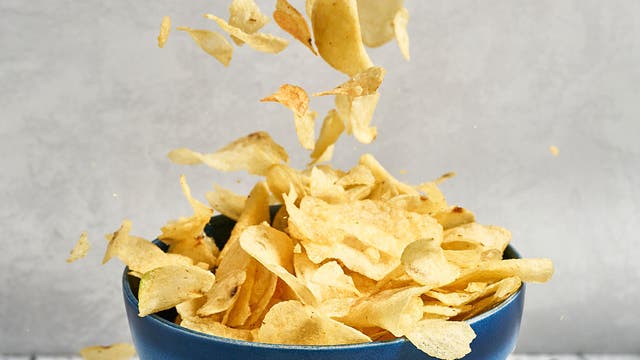 Ultra-processed foods may raise colon cancer risk in younger women, study finds