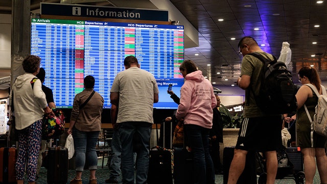 Flight cancellations and delays intensify as shutdown continues