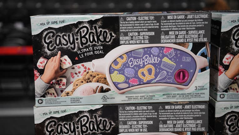 The iconic Easy-Bake Oven is back and selling like hotcakes | FOX 5 DC