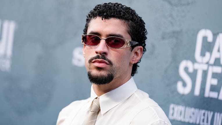 Bad Bunny faces backlash as petition tops 100K to replace him at 2026 Super  Bowl | KTVU FOX 2