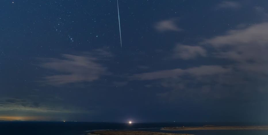 Leonid meteor shower peak: How and when to watch the night sky for