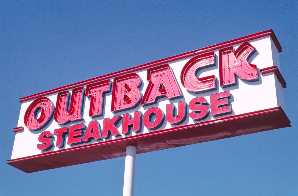 Outback Steakhouse sued after toilet shatters, injures man