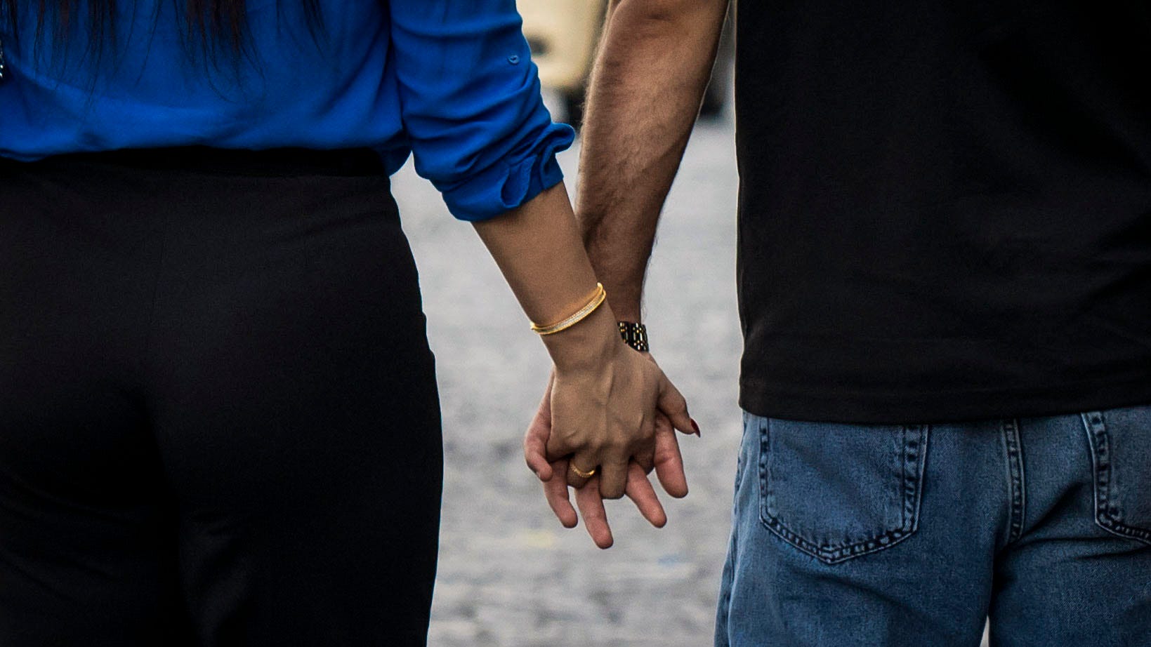 Lonely marriages linked to higher weight, study finds