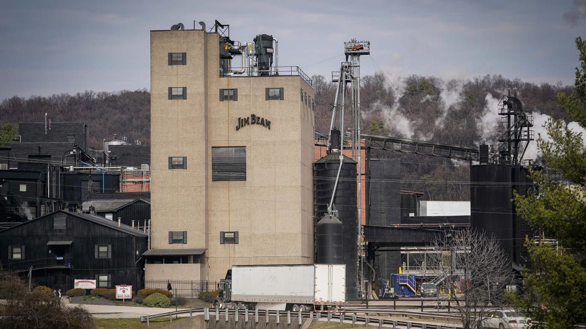 Jim Beam shutting down production at Kentucky distillery for a year