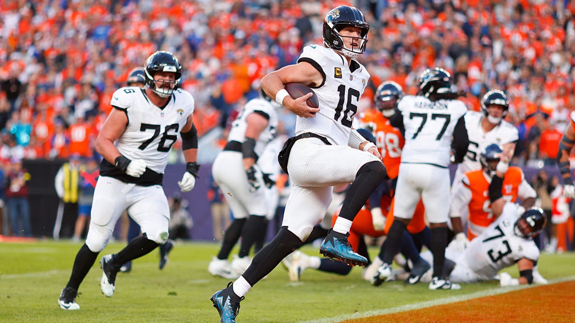 How to watch NFL football: Week 17