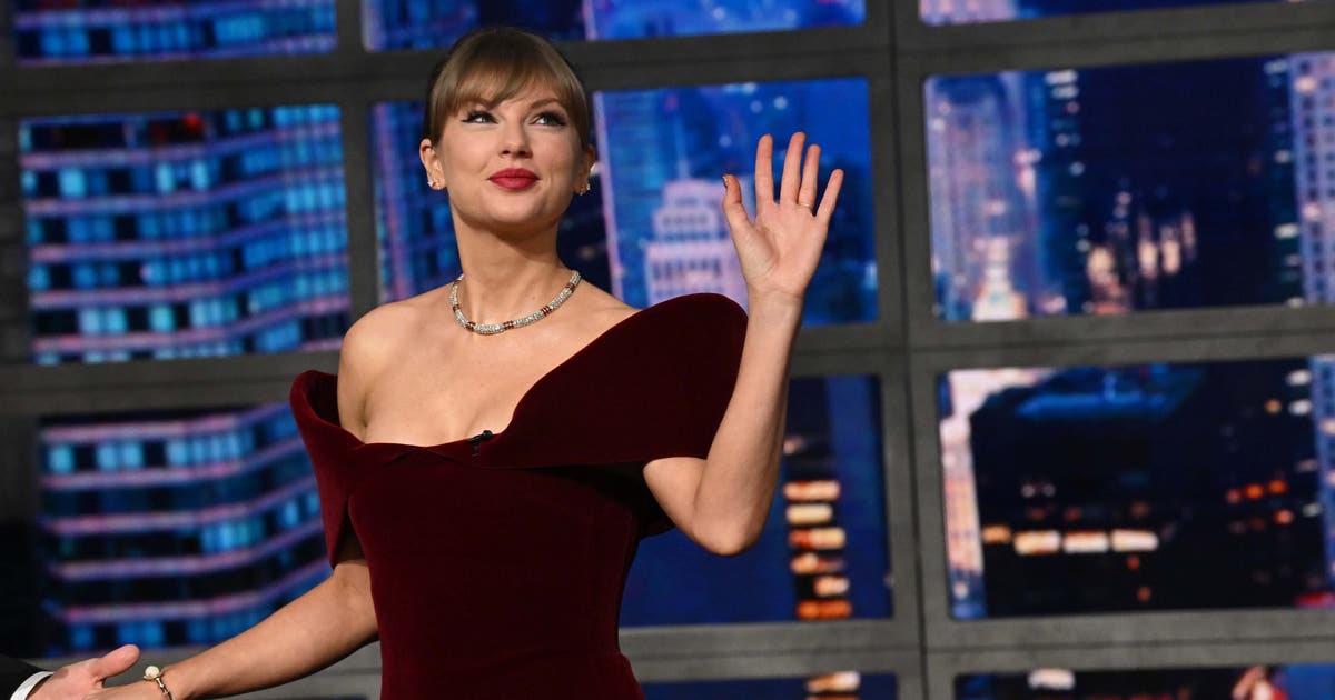 Taylor Swift donates more than $2M in holiday gifting spree | FOX